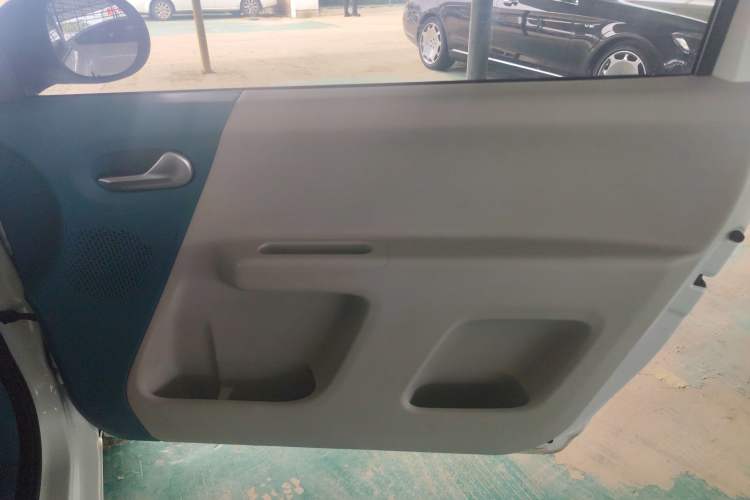 Used CHANGAN Lumin 2022 210km Sweet Edition Right Front Door Interior