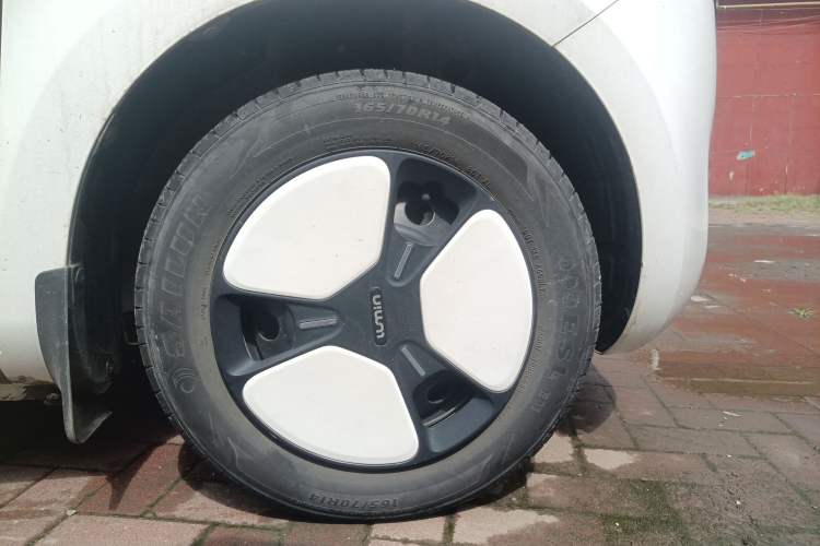 Used CHANGAN Lumin 2022 210km Sweet Edition Right Front Wheel Hub