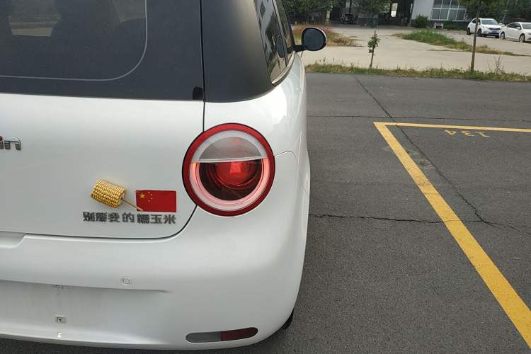 Used CHANGAN Lumin 2022 155 km – Refreshingly Sweet Edition Right Rear Taillight