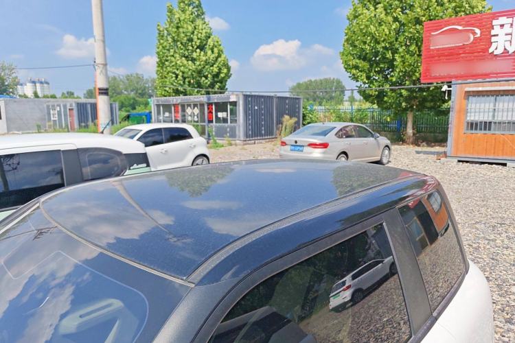 Used CHANGAN Lumin 2022 155 km – Refreshingly Sweet Edition Roof