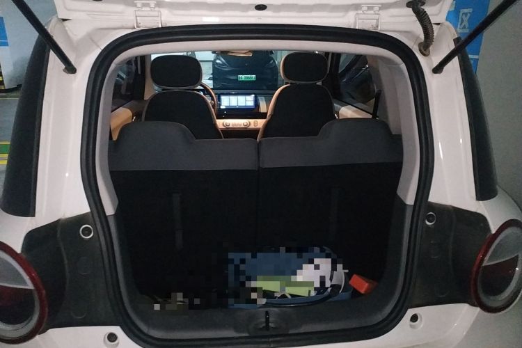 Used CHANGAN Lumin 2022 210km Sweet Edition Trunk