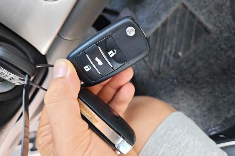 Used CHANGAN Lumin 2022 155 km – Refreshingly Sweet Edition Vehicle Key