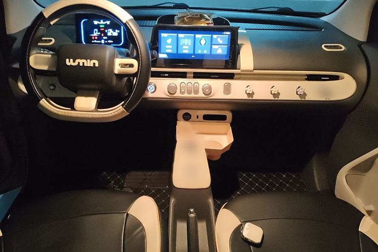 Used CHANGAN Lumin 2022 210km Sweet Edition Interior 2