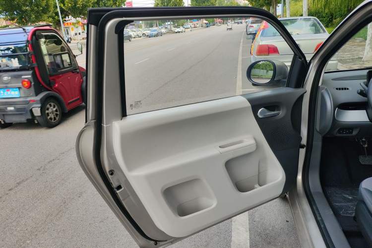 Used CHANGAN Lumin 2023 301km Honey Dew Edition Left Front Door Interior