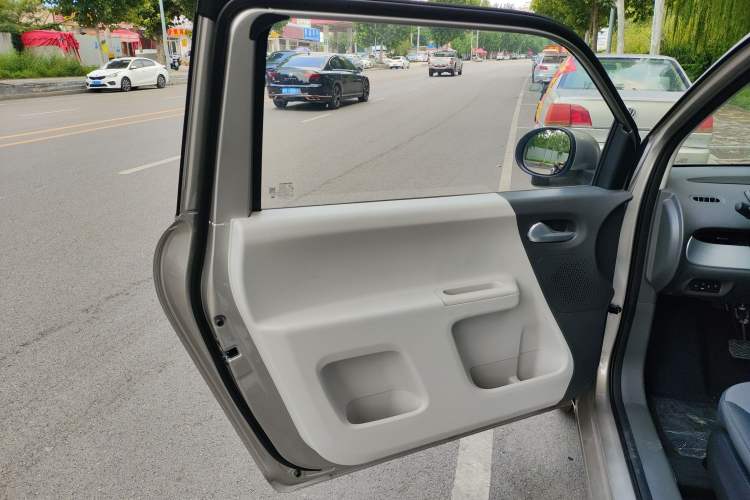 Used CHANGAN Lumin 2023 301km Honey Dew Edition Left Rear Door Interior