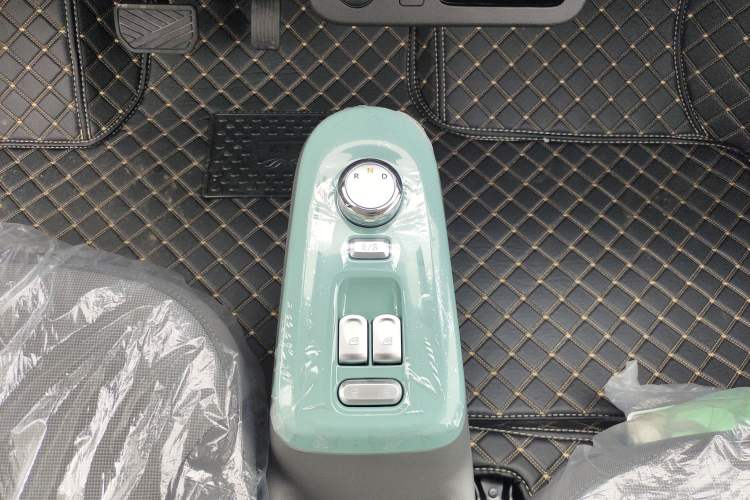 Used CHANGAN Lumin 2023 205km Xiangqin Version Gear Lever