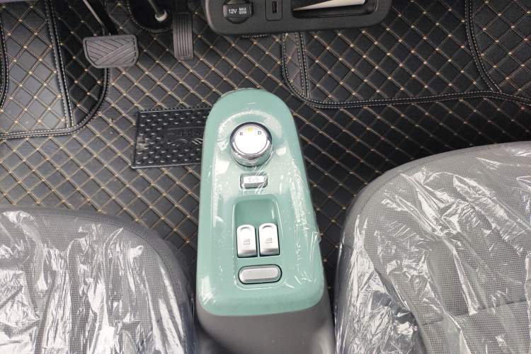 Used CHANGAN Lumin 2023 205km Xiangqin Version Gear Lever