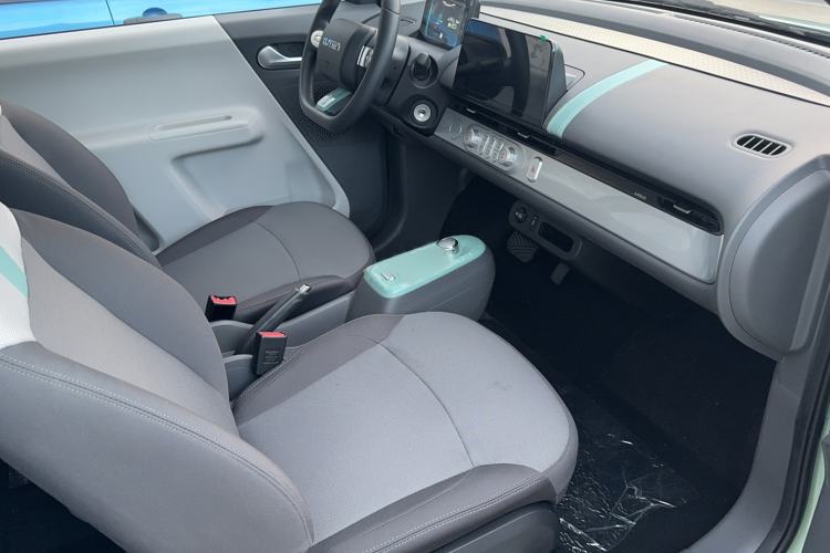 Used CHANGAN Lumin 2023 205km Xiangqin Version Interior 3