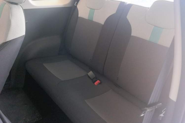 Used CHANGAN Lumin 2023 205km Xiangqin Version Interior 4