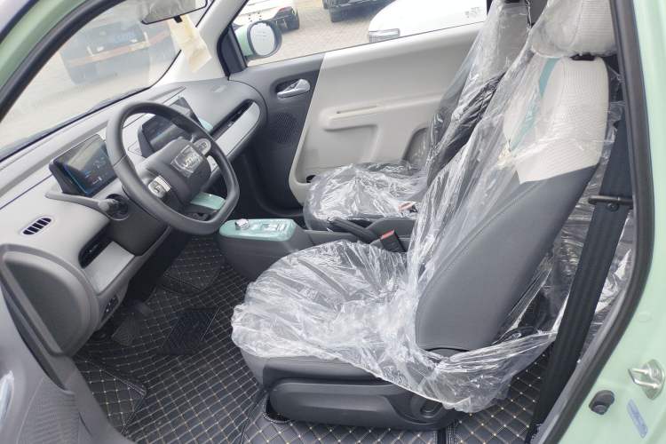 Used CHANGAN Lumin 2023 205km Xiangqin Version Left Front Seat