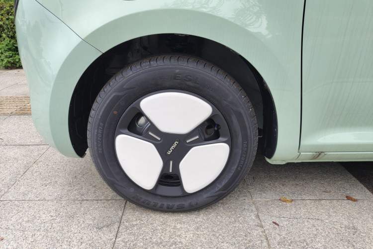 Used CHANGAN Lumin 2023 205km Xiangqin Version Left Front Wheel Hub