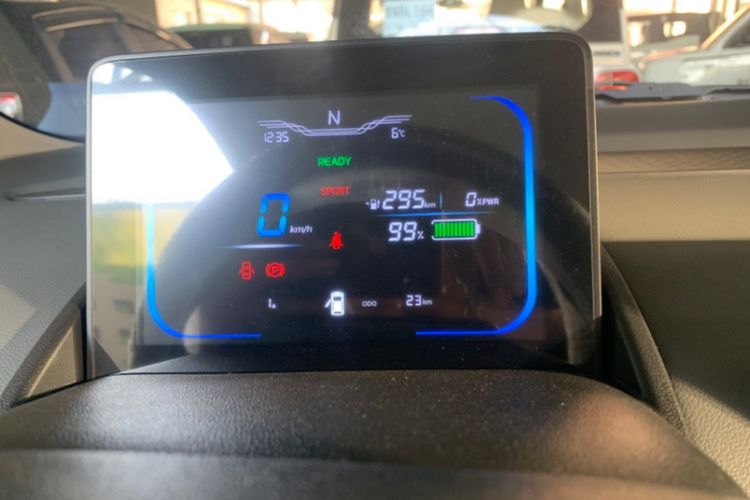 Used CHANGAN Lumin 2023 301km Honey Dew Edition Odometer Close Up