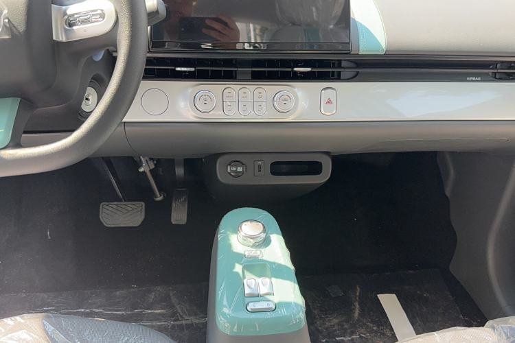 Used CHANGAN Lumin 2023 205km Xiangqin Version Audio And AC Panel