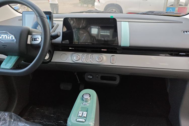 Used CHANGAN Lumin 2023 205km Xiangqin Version Audio And AC Panel