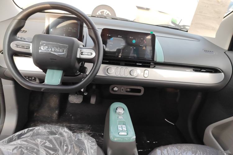 Used CHANGAN Lumin 2023 205km Xiangqin Version Center Console