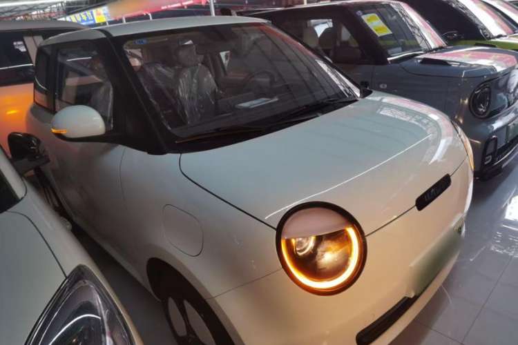 Used CHANGAN Lumin 2023 301km Honey Dew Edition Exterior 2