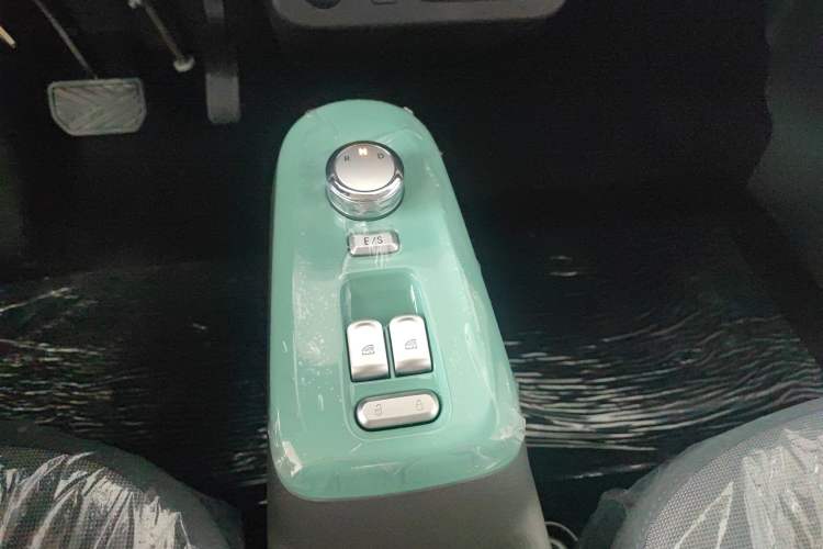 Used CHANGAN Lumin 2023 205km Xiangqin Version Gear Lever
