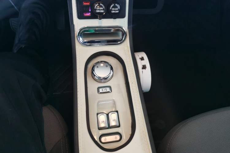 Used CHANGAN Lumin 2023 205km Xiangqin Version Gear Lever
