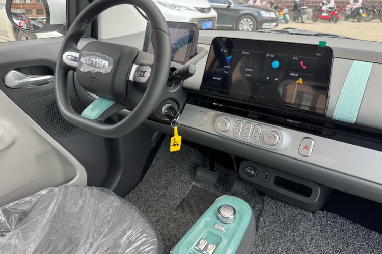 Used CHANGAN Lumin 2023 205km Xiangqin Version Interior 1