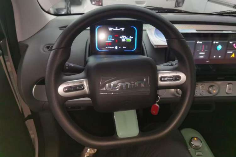 Used CHANGAN Lumin 2023 301km Honey Dew Edition Interior 1