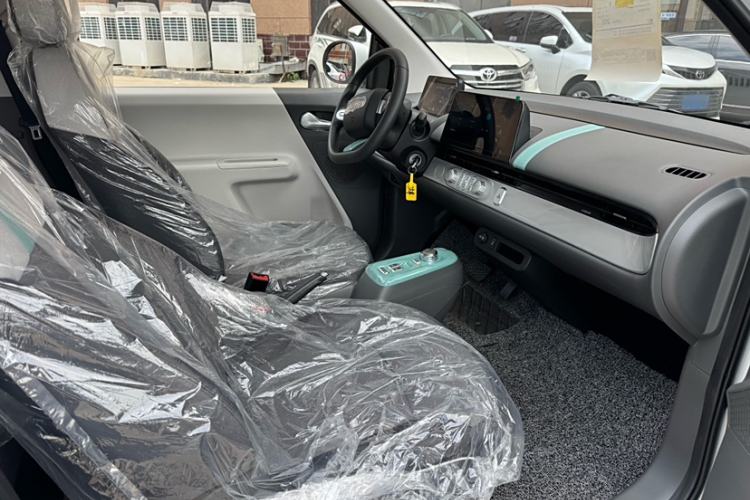 Used CHANGAN Lumin 2023 205km Xiangqin Version Interior 4