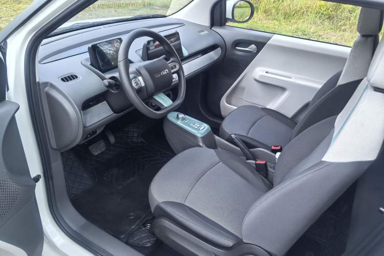 Used CHANGAN Lumin 2023 205km Xiangqin Version Interior 4