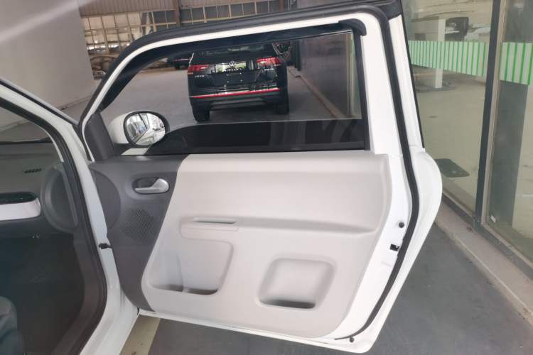 Used CHANGAN Lumin 2023 205km Xiangqin Version Interior 5