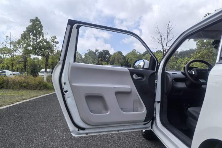 Used CHANGAN Lumin 2023 205km Xiangqin Version Interior 5