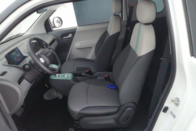 Used CHANGAN Lumin 2023 301km Honey Dew Edition Interior 5
