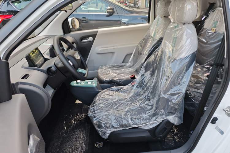 Used CHANGAN Lumin 2023 205km Xiangqin Version Left Front Seat
