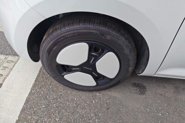 Used CHANGAN Lumin 2023 205km Xiangqin Version Left Front Wheel Hub
