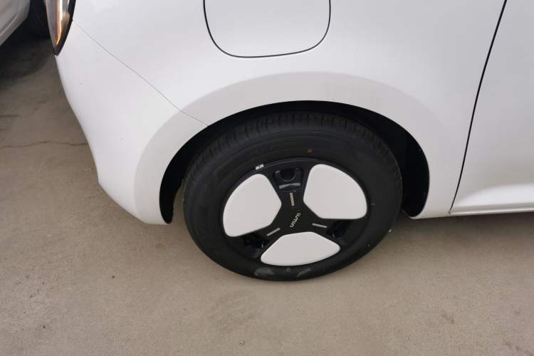 Used CHANGAN Lumin 2023 205km Xiangqin Version Left Front Wheel Hub