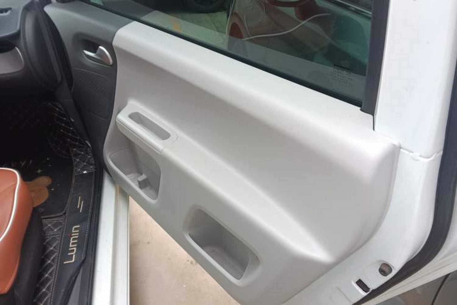 Used CHANGAN Lumin 2023 205km Xiangqin Version Right Front Door Interior