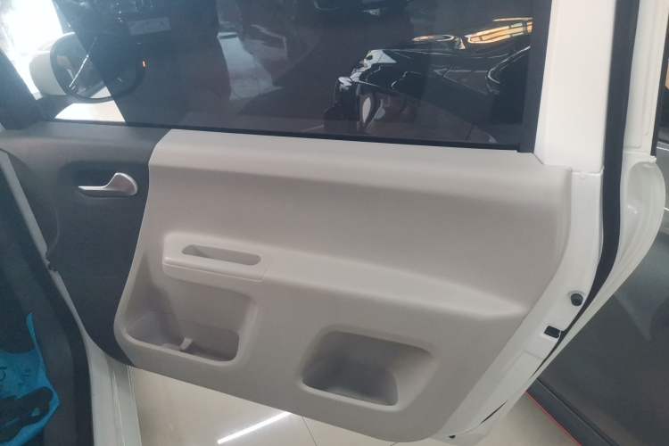 Used CHANGAN Lumin 2023 205km Xiangqin Version Right Rear Door Interior