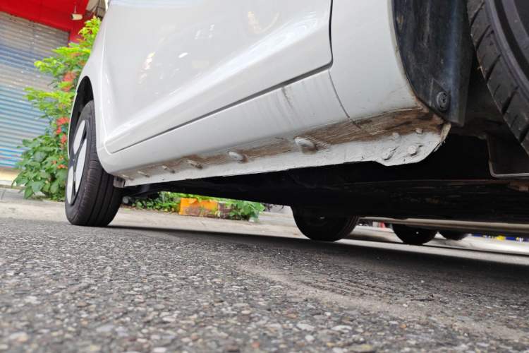 Used CHANGAN Lumin 2023 205km Xiangqin Version Right Side Sill