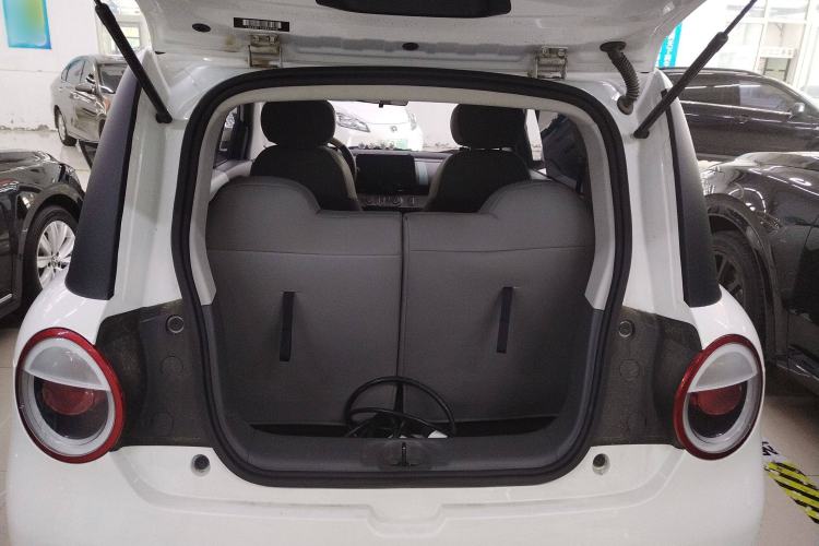 Used CHANGAN Lumin 2023 205km Xiangqin Version Trunk
