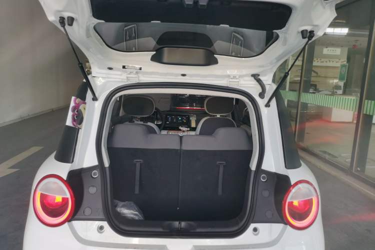 Used CHANGAN Lumin 2023 205km Xiangqin Version Trunk