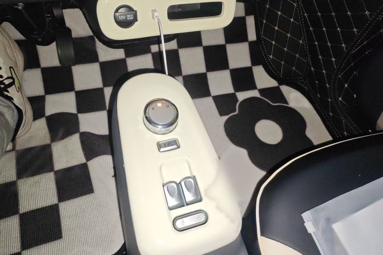 Used CHANGAN Lumin 2024 301km Launch Edition Gear Lever