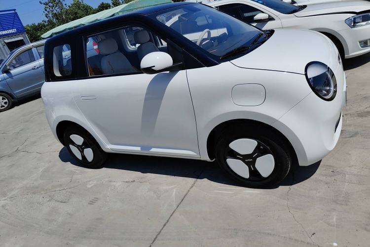 Used CHANGAN Lumin 2024 205km Orange Wind Edition Exterior 2