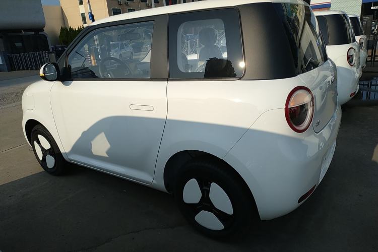 Used CHANGAN Lumin 2024 130km Qingyue Version Exterior 3