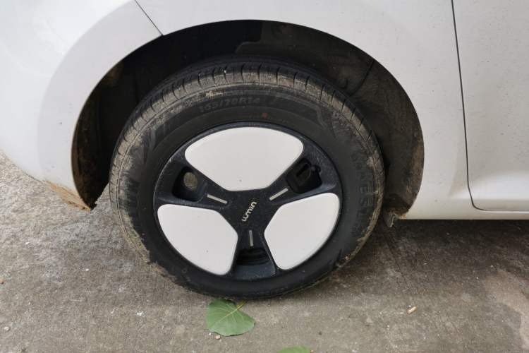 Used CHANGAN Lumin 2024 130km Qingyue Version Exterior 4