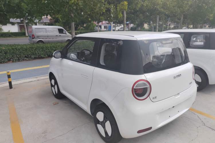 Used CHANGAN Lumin 2024 130km Qingyue Version Exterior 5