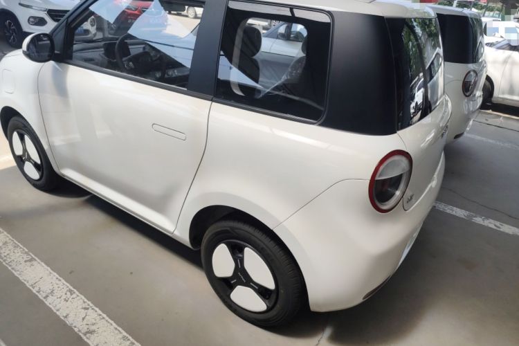 Used CHANGAN Lumin 2024 130km Qingyue Version Exterior 5