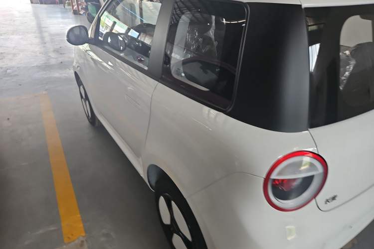 Used CHANGAN Lumin 2024 130km Qingyue Version Exterior 5