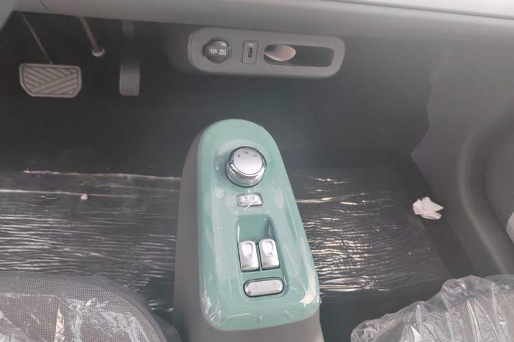Used CHANGAN Lumin 2024 130km Qingyue Version Gear Lever