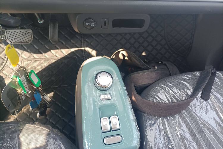 Used CHANGAN Lumin 2024 130km Qingyue Version Gear Lever