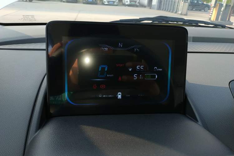 Used CHANGAN Lumin 2024 130km Qingyue Version Instrument Cluster