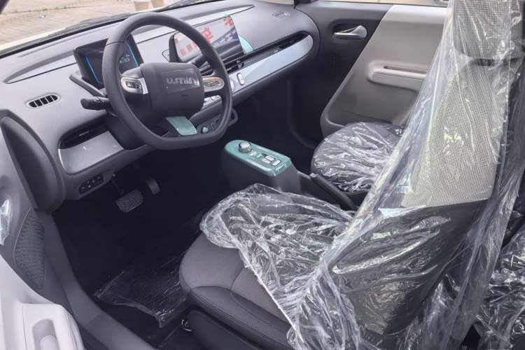 Used CHANGAN Lumin 2024 130km Qingyue Version Interior 1