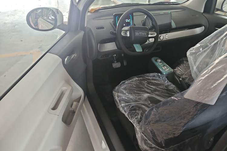 Used CHANGAN Lumin 2024 130km Qingyue Version Interior 2