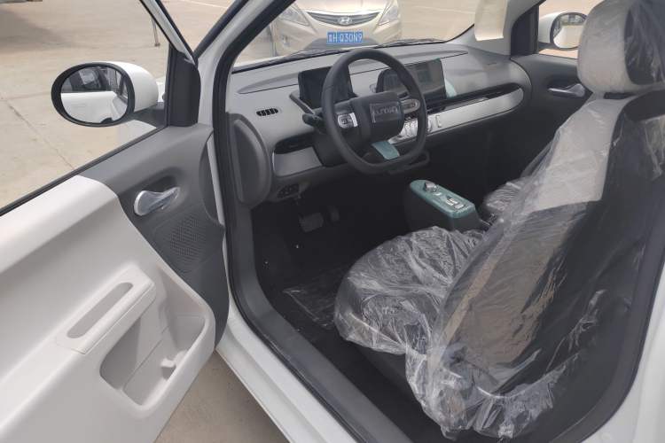 Used CHANGAN Lumin 2024 130km Qingyue Version Interior 2